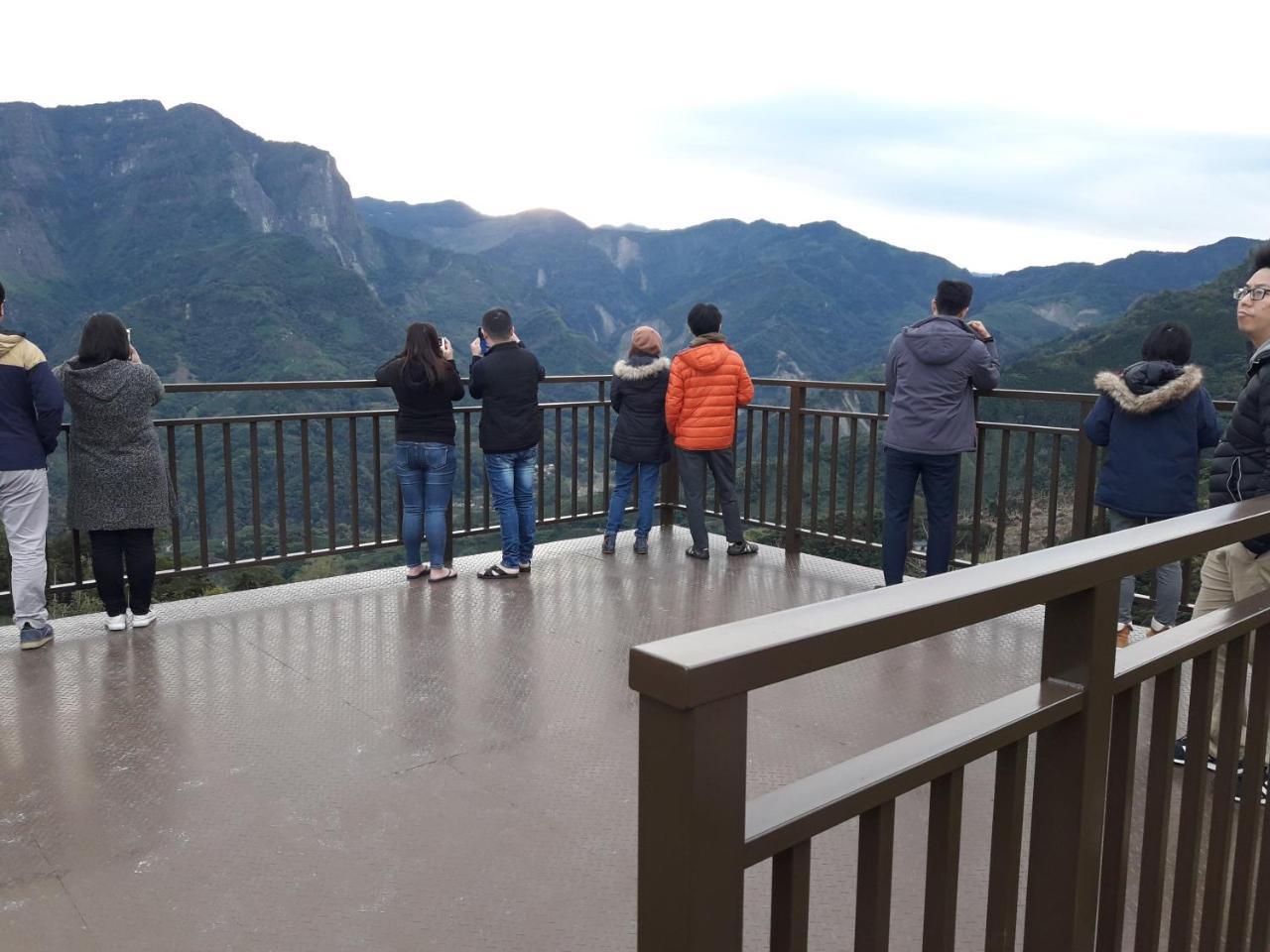 Alishan Shanyunhua B&B Homestay Meishan Buitenkant foto